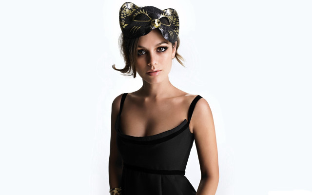 Gothic portrait woman blackdress bowtie free wallpaper for desktop - medium preview image