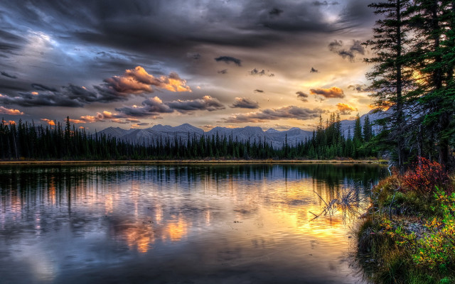 Lake forest mountains cloudy sky free wallpaper for desktop - medium preview image