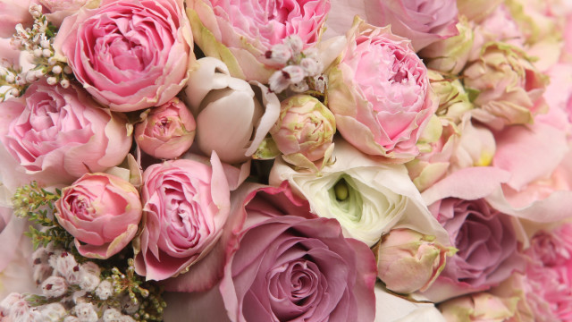 Bouquet pink white flowers rococo free wallpaper for desktop - medium preview image