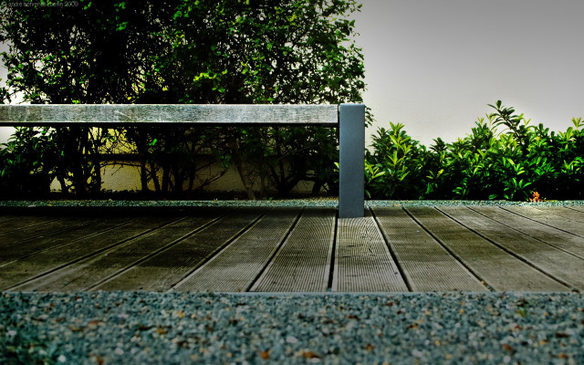 Tennis racket wooden floor tree free wallpaper for desktop - medium preview image