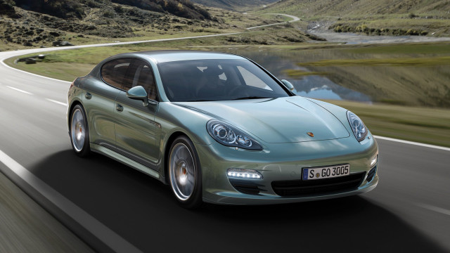 Green porsche panamera mountain lake free wallpaper for desktop - medium preview image