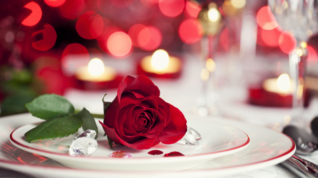 Romantic rose bouquet wine candle free wallpaper for desktop - medium preview image