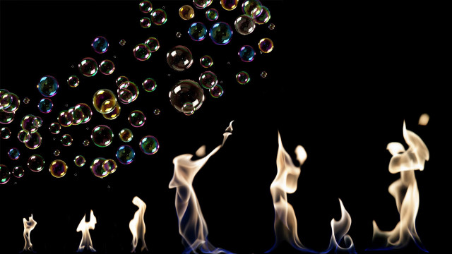Group people soap bubbles black free wallpaper for desktop - medium preview image