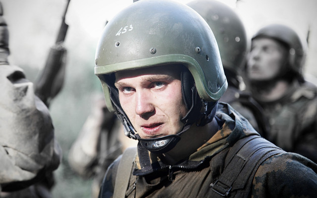 Soldier helmet military group horse free wallpaper for desktop - medium preview image