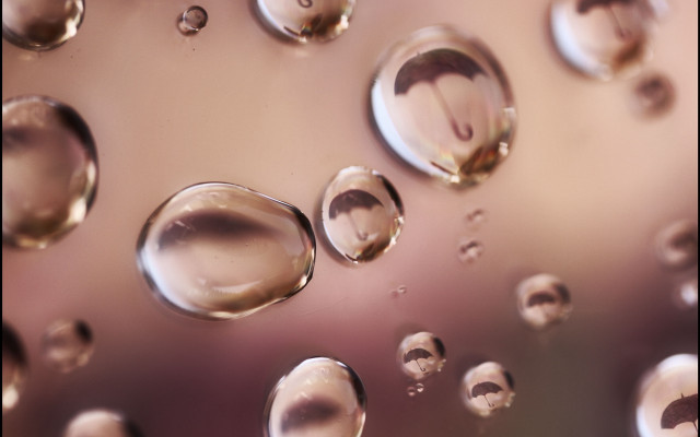 Water droplets glass pink bokeh free wallpaper for desktop - medium preview image