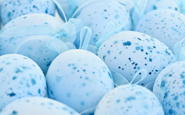 Blue egg ribbon pile space free wallpaper for desktop - medium preview image