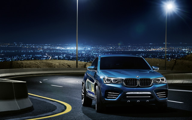 Blue bmw suv night city free wallpaper for desktop - medium preview image