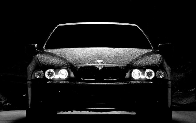 Car headlights parking lot noir free wallpaper for desktop - medium preview image