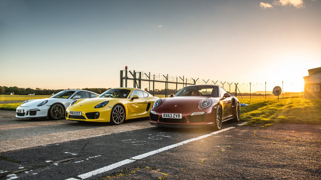 Porsche sunset backlit cloud mountain free wallpaper for desktop - medium preview image