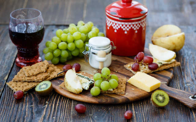 Wooden board cheese grapes wine #2 free wallpaper for desktop - medium preview image