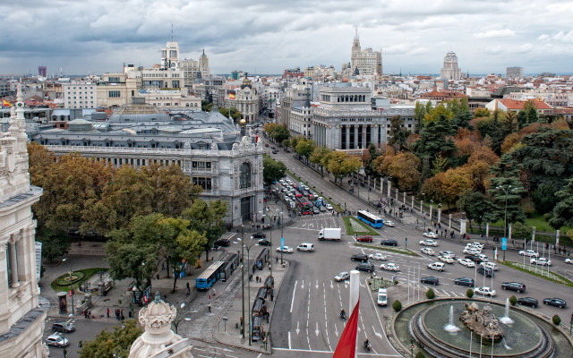 Cityscape traffic tallbuildings cloudy sky free wallpaper for desktop - medium preview image