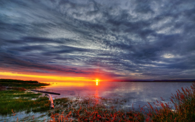 Sunset water boat clouds hudson free wallpaper for desktop - medium preview image