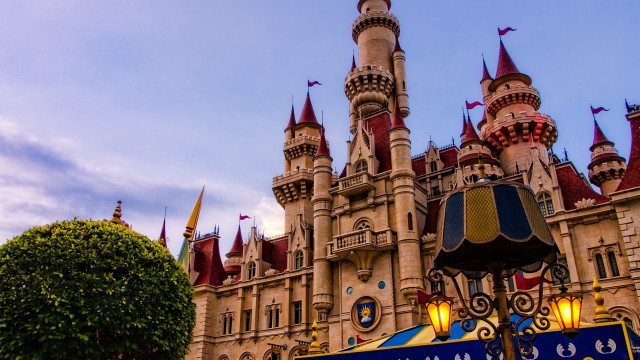 Disneyland castle clock fantasy architecture free wallpaper for desktop - medium preview image