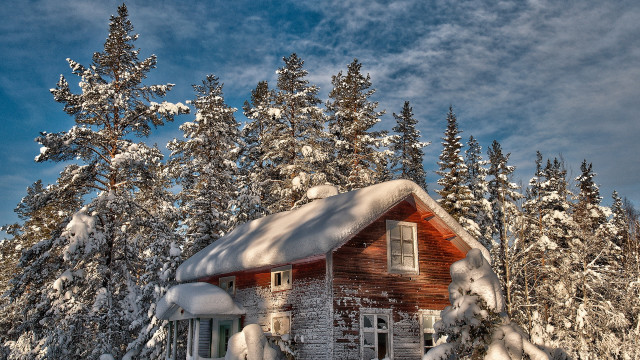 Snowy cabin forest cityscape winter free wallpaper for desktop - medium preview image