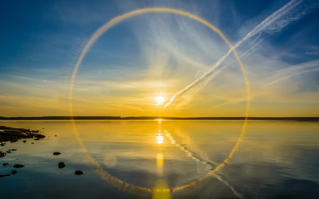 Smoke circle sunset lake jettrail free wallpaper for desktop - medium preview image