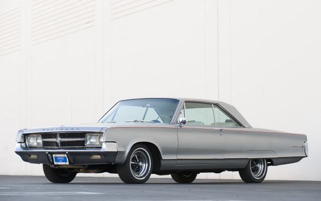 Gray car white wall black free wallpaper for desktop - medium preview image