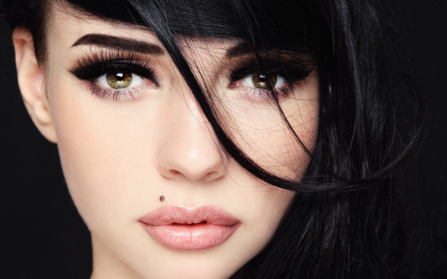 Black haired woman black dress free wallpaper for desktop - medium preview image