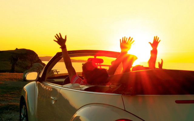 Car two people sunset shining free wallpaper for desktop - medium preview image