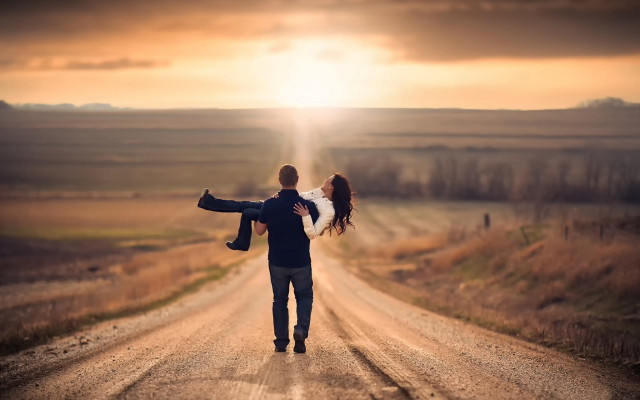 Romantic couple man woman dirt free wallpaper for desktop - medium preview image