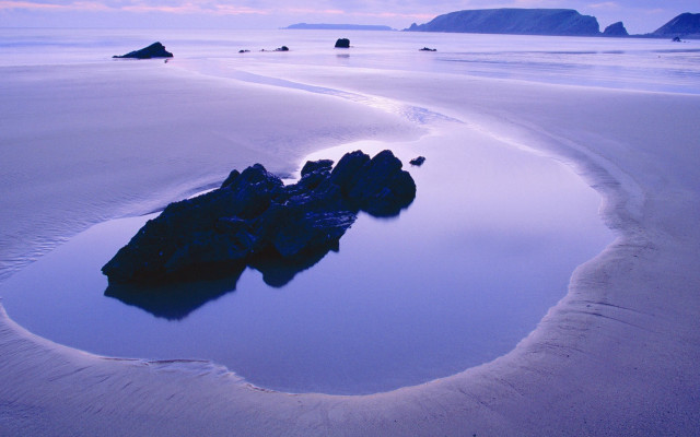 Blue sky rocks water clouds free wallpaper for desktop - medium preview image