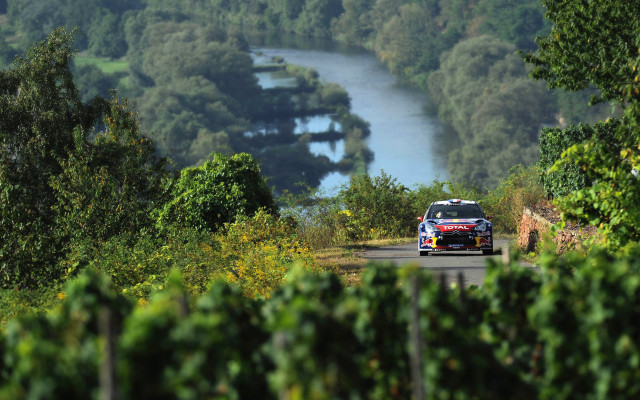 Car forest river road bench free wallpaper for desktop - medium preview image