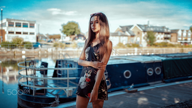 Woman dock boat houseboat blue free wallpaper for desktop - medium preview image