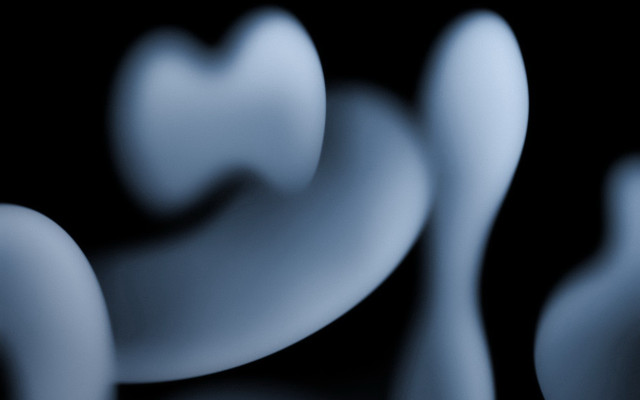 Heart shape abstract blurry motion free wallpaper for desktop - medium preview image