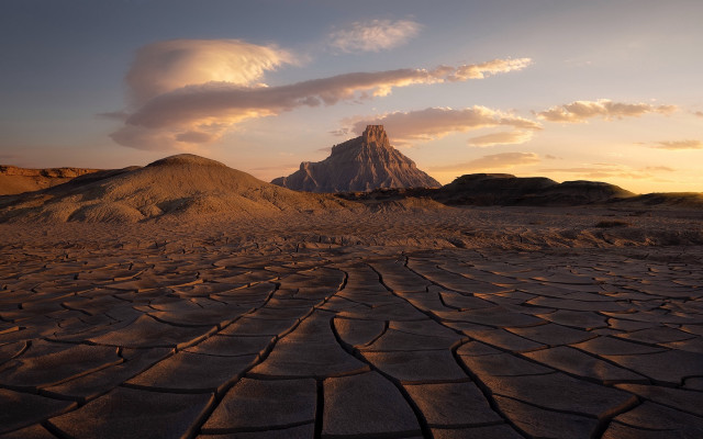 Desert mountain sunset clouds ocean free wallpaper for desktop - medium preview image