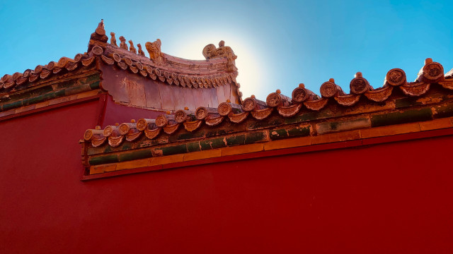 Red wall roof sun blue free wallpaper for desktop - medium preview image