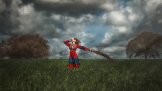 Woman red dress baseball bat free wallpaper for desktop - medium preview image