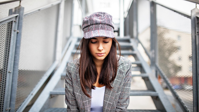 Woman hat staircase phone city free wallpaper for desktop - medium preview image