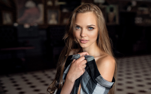 Blonde portrait elina karimova bokeh free wallpaper for desktop - medium preview image