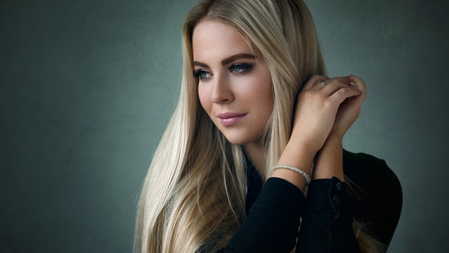 Blonde woman jewelry portrait photorealistic free wallpaper for desktop - medium preview image