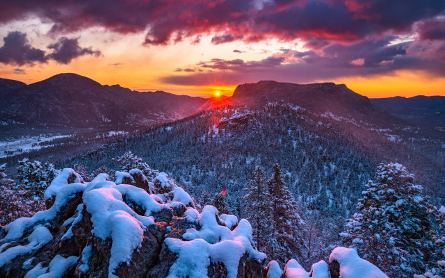 Sunset mountain snow trees distant free wallpaper for desktop - medium preview image
