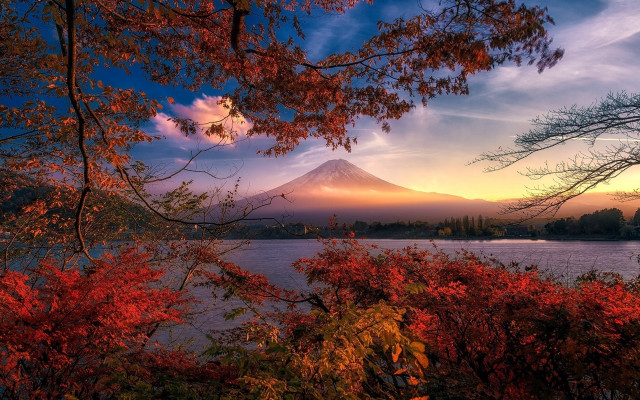 Mountain lake autumn leaves sunset free wallpaper for desktop - medium preview image