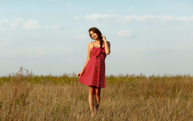 Woman red dress field cell free wallpaper for desktop - medium preview image