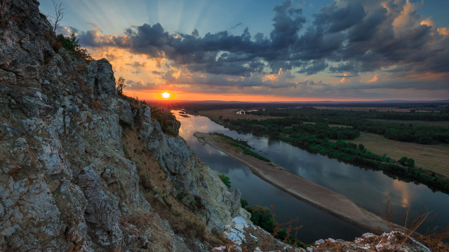 Sunset river mountains autumn leaves free wallpaper for desktop - medium preview image