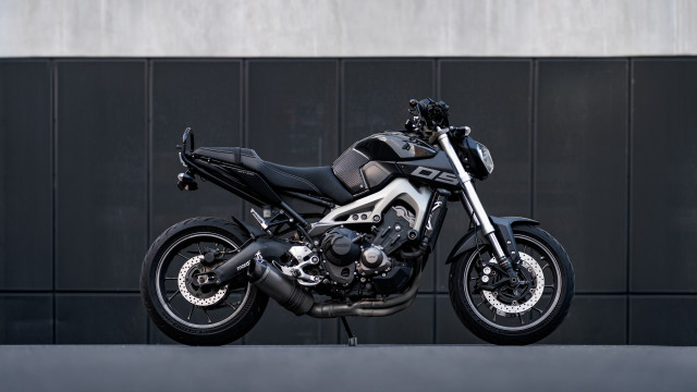 Black motorcycle cobra daarken 3d free wallpaper for desktop - medium preview image