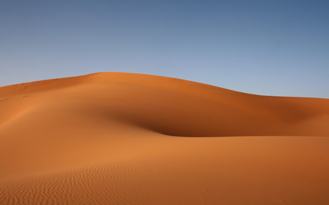 Sand dune blue sky clouds #4 free wallpaper for desktop - medium preview image
