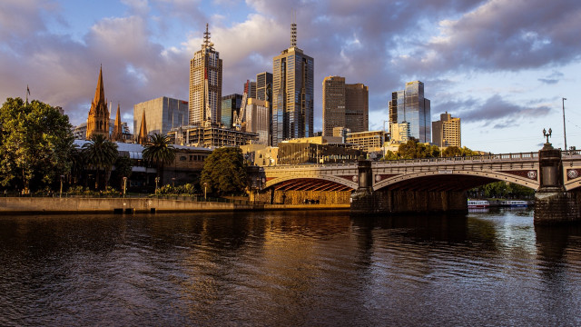 Bridge river city clouds architecture free wallpaper for desktop - medium preview image