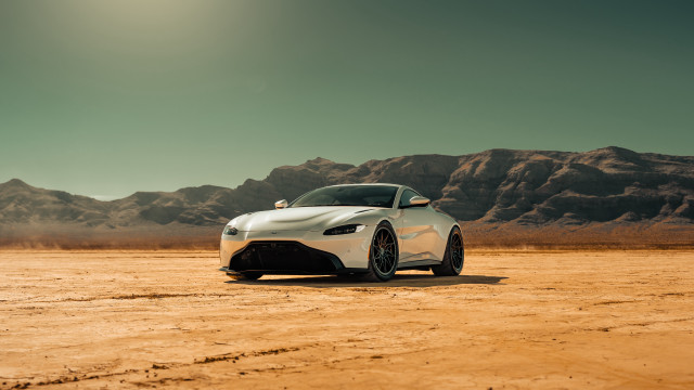 White sports car desert mountains #4 free wallpaper for desktop - medium preview image