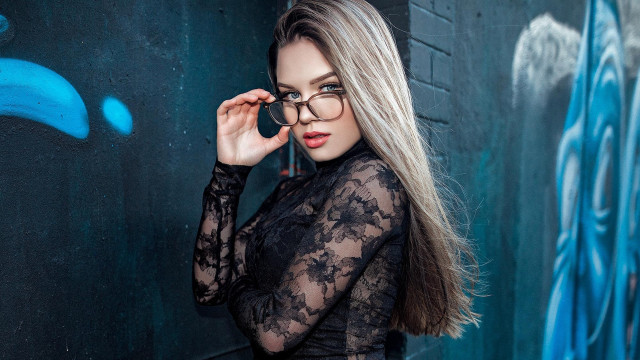 Woman black dress posing city free wallpaper for desktop - medium preview image