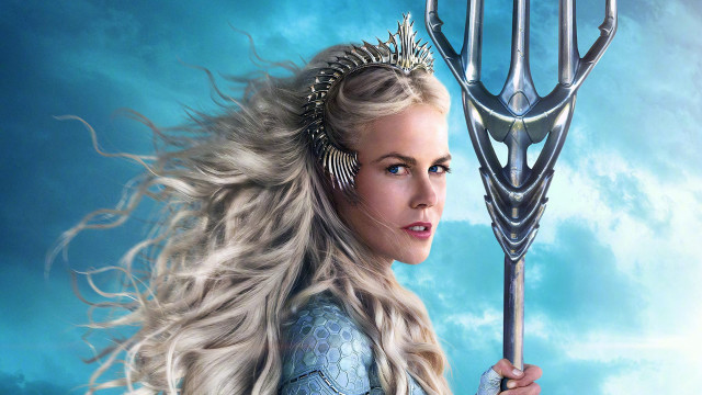 Woman crown longhair metal scepter free wallpaper for desktop - medium preview image