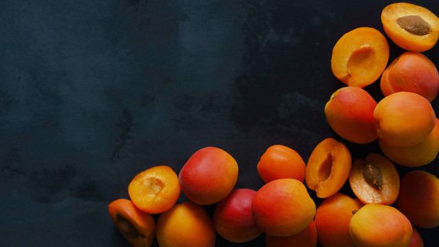 Apricots table black surface summer free wallpaper for desktop - medium preview image
