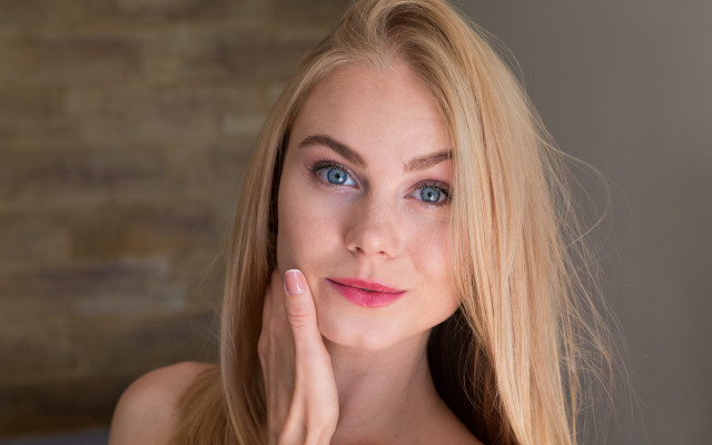 Blonde blueeyes rococo photorealistic portrait free wallpaper for desktop - medium preview image