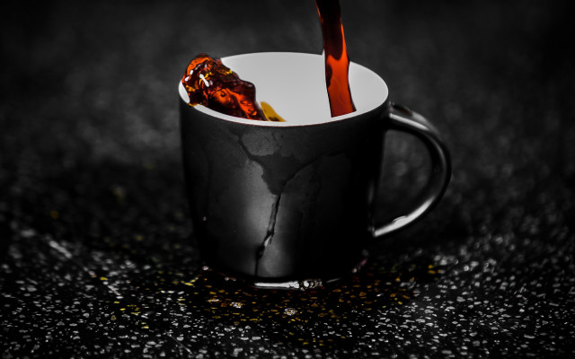Cup liquid pouring table black free wallpaper for desktop - medium preview image