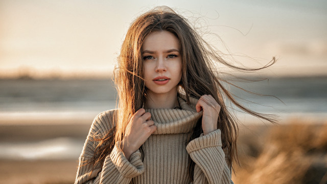 Beach woman longhair portrait elina free wallpaper for desktop - medium preview image