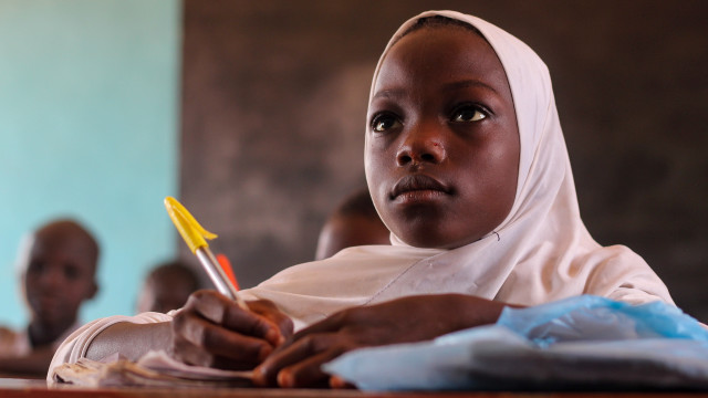 Young girl desk painting paris free wallpaper for desktop - medium preview image