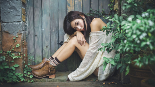 Woman sitting fence leaves bamboo free wallpaper for desktop - medium preview image