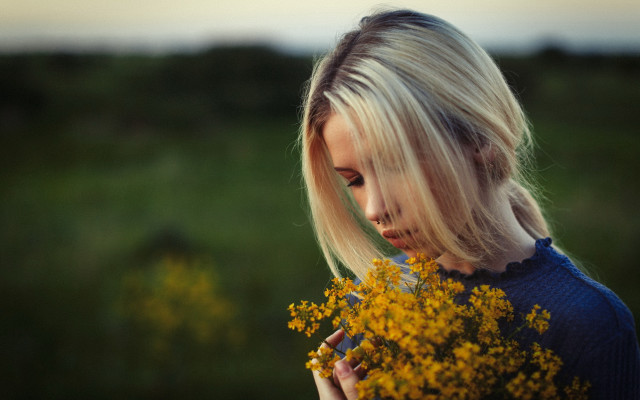 Woman yellowflowers serious blonde cinematic free wallpaper for desktop - medium preview image